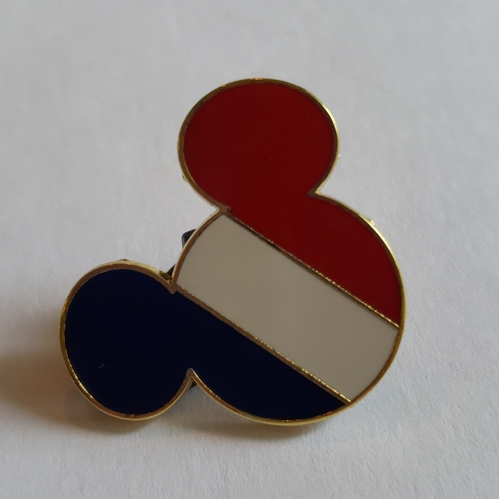 Disney trading pins